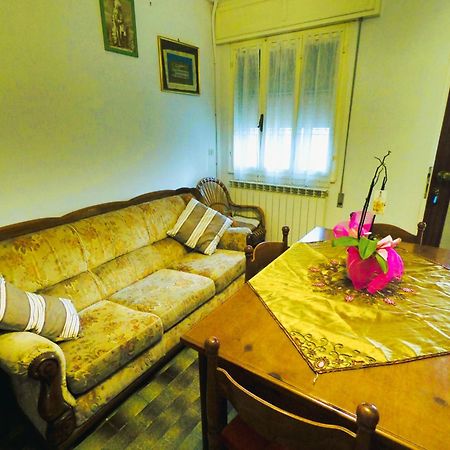 Casa Vacanze La Bassa Porto Viro Exteriör bild